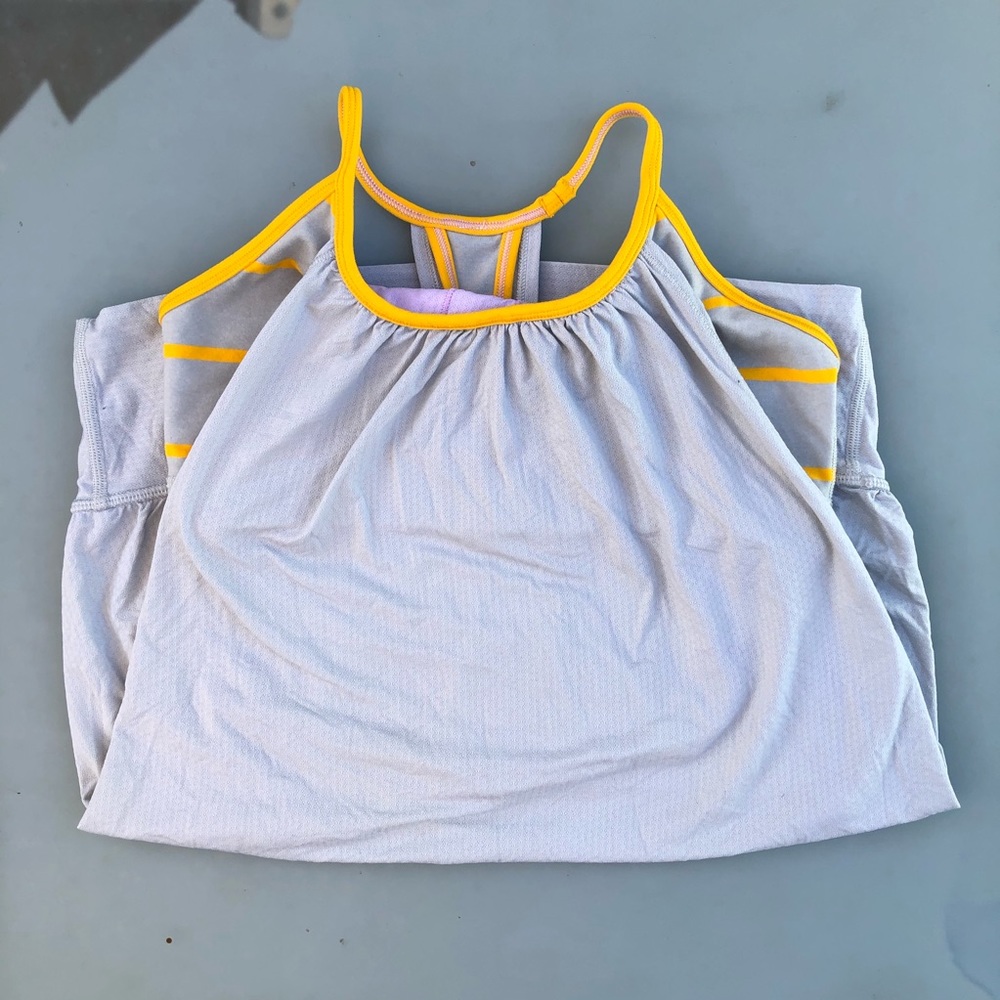 Athletic shirt